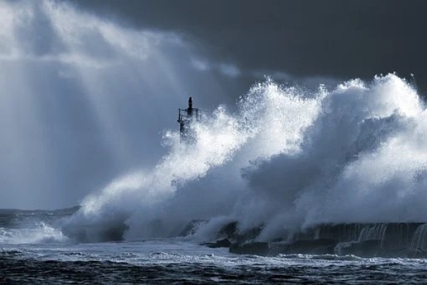 风暴潮,海平面上升,海水淹没陆地