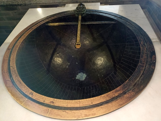 仰仪,什么是仰仪,小孔成像的原理 仰仪,什么是仰仪,小孔成像的原理