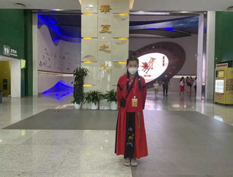 中国科技馆“华夏之光”展厅2021级小小志愿者蒋师娇