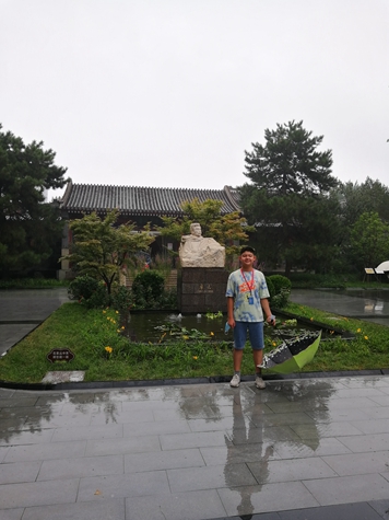 中国科技馆“华夏之光”展厅2021级小小志愿者孙博瀚